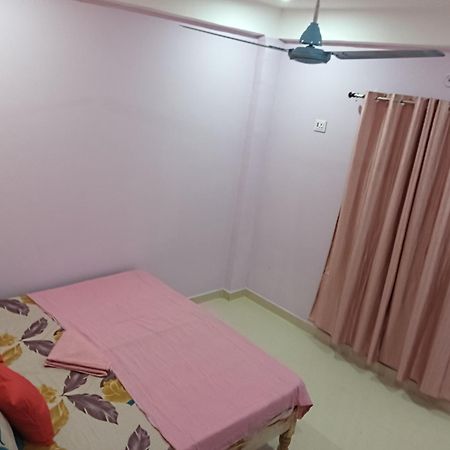 Kedar Guest House Ayodhya Exterior foto