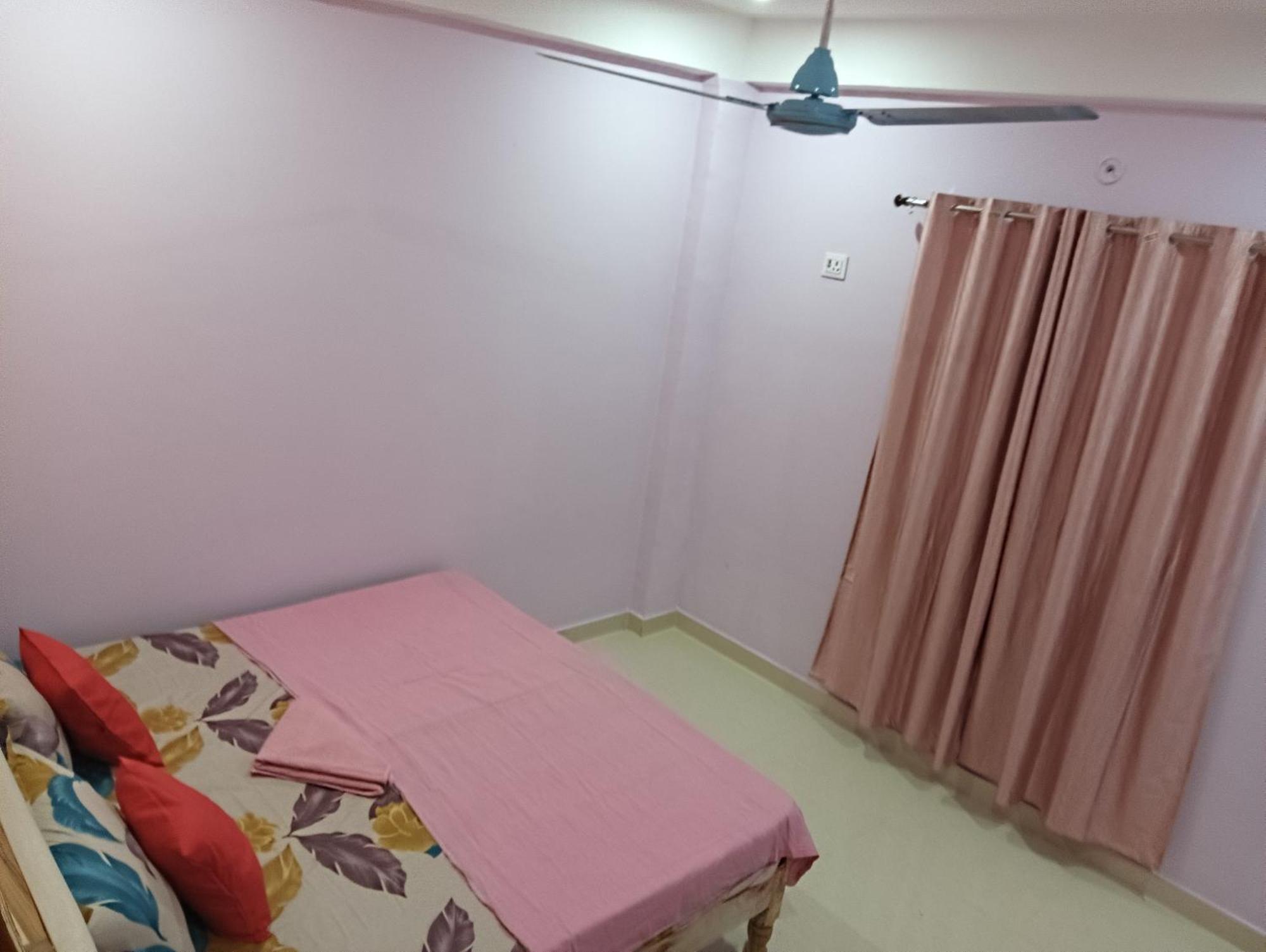 Kedar Guest House Ayodhya Exterior foto